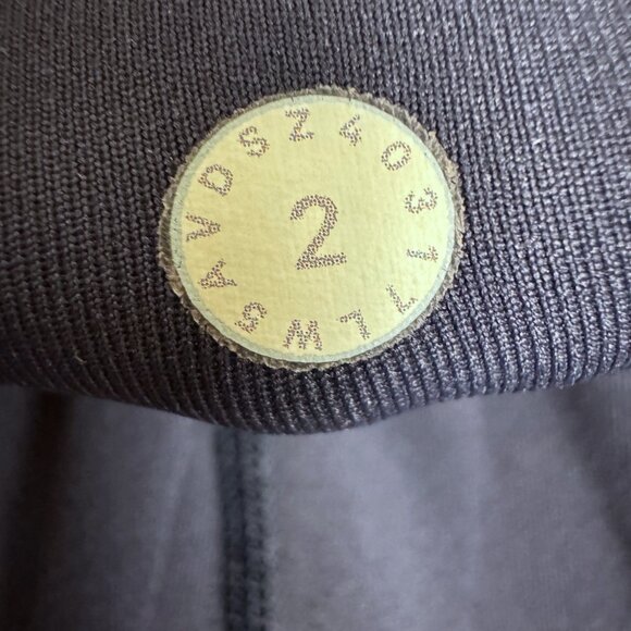 Lululemon Leggings Speed Up Tight Full-On Luxtreme 28 Midnight Navy, Size 2 - Picture 11 of 11